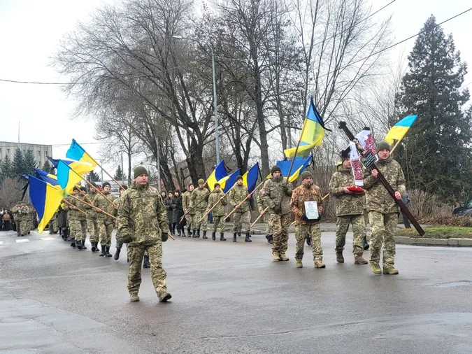 Зник безвісти ще минулого року: у Ковелі попрощалися із Віталієм Тимофєєвим (фото)
