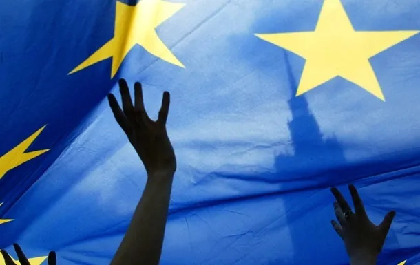 Гройсман сподівається на безвіз для України в жовтні