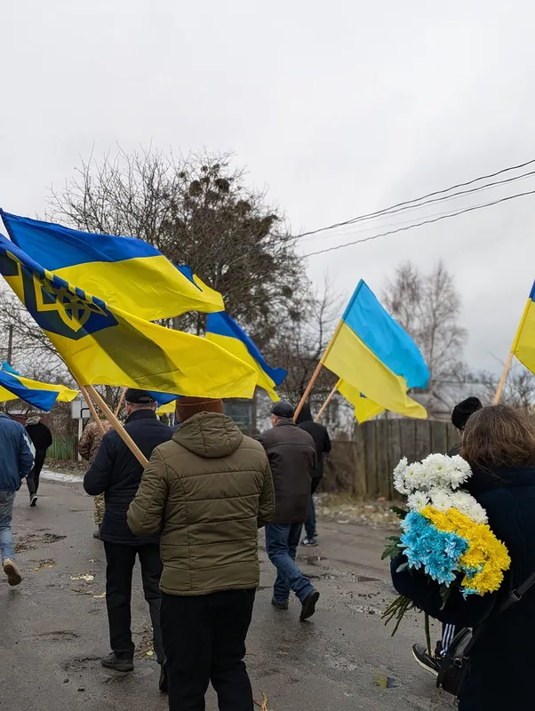 Воював десять років: на Волині попрощалися із 33-річним бійцем Олегом Гарасимлюком (фото)
