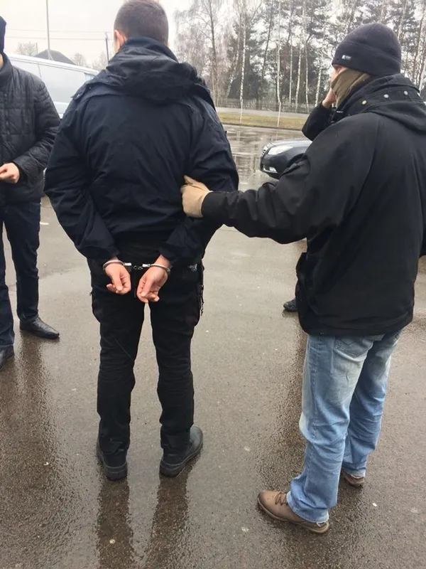 На Волині на хабарі попався командир взводу патрульної поліції (фото)