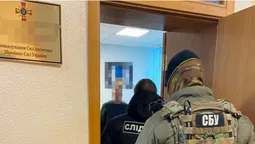 «Заробляли» на будівництві казарм: СБУ викрила посадовців Міноборони (фото)