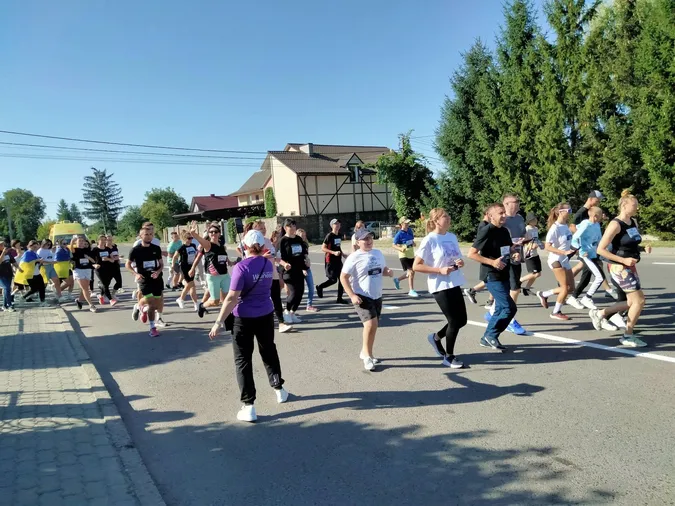 У Боратинській громаді вперше відбувся забіг «Шаную воїнів, біжу за героїв України»