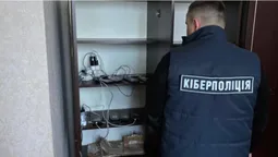 У Луцьку викрили ботоферму, яка готувала атаки на соцмережі лідерів думок (фото)