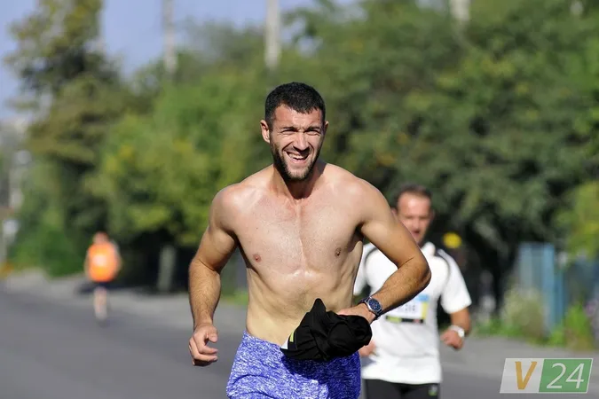 «Лучеськ півмарафон 2016»: спека, втома та щасливий фініш (фоторепортаж)
