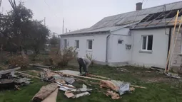 Внаслідок ракетних ударів у Луцьку пошкоджено 12 будинків (фото)