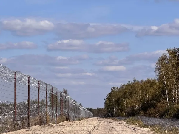 Осінь на кордоні: волинські прикордонники показали тиху красу північних рубежів (фото)