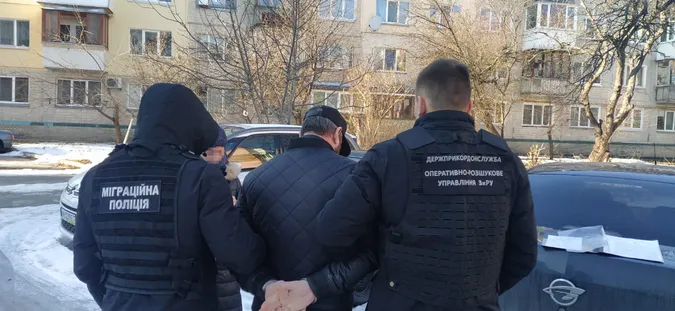 Затримали головного організатора каналу нелегальної міграції з Волині до ЄС (фото, відео)