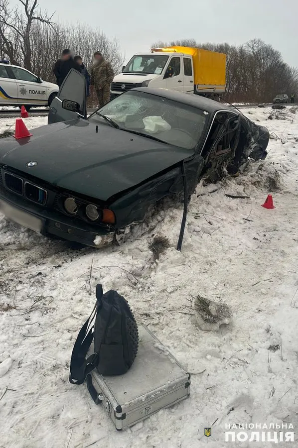 У моторошній ДТП біля Львова загинули семеро людей – п'яний винуватець втік (фото)