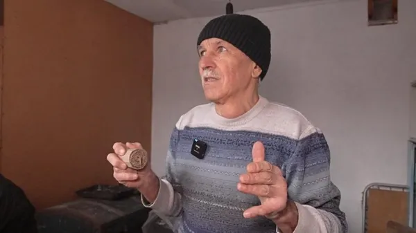 «Усе для фронту»: 85-річний волинянин за рік виготовив понад тисячу окопних свічок (фото)