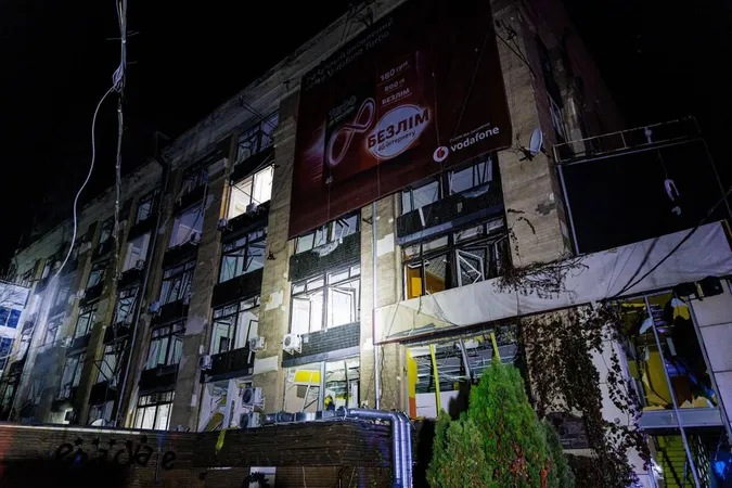Ворог вдарив по Харкову 500-кілограмовою бомбою