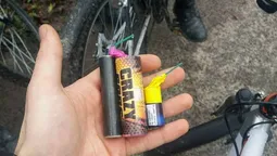 Луцькі муніципали насварили підлітків за петарди  (фото) 