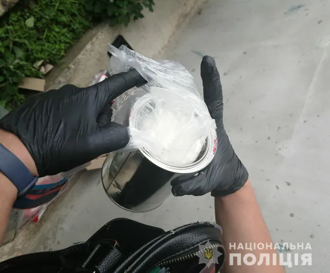 Луцького наркоторговця-«закладчика» посадили під домашній арешт