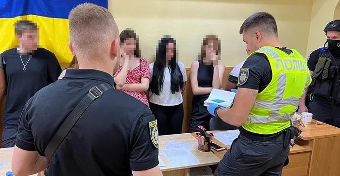 У Києві «волонтери» привласнювали зібрані на лікування дітей кошти (фото, відео)