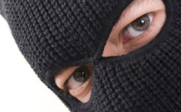 За грабежі, крадіжки і шахрайство судитимуть волинянина