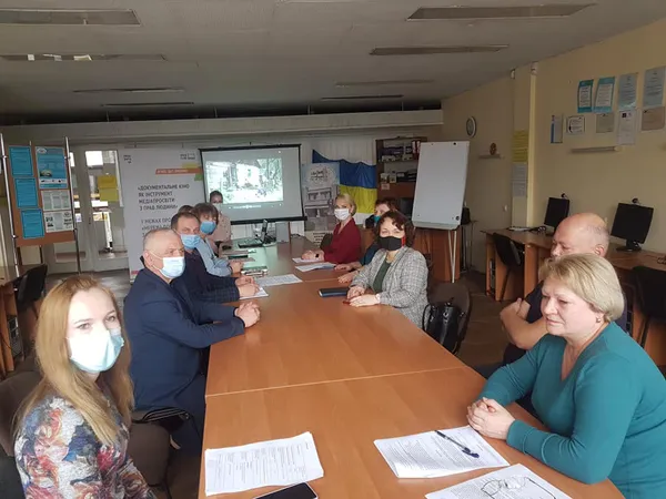 У луцькій бібліотеці консультуватимуть ромів, які хочуть стати українцями