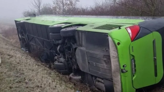 МЗС повідомило деталі ДТП за участю автобуса з українцями у Словаччині