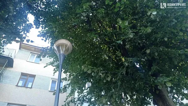 На Волі у Луцьку встановили нове вуличне освітлення (фото)