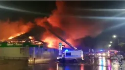 На росії згорів нічний клуб – є загиблі (відео)