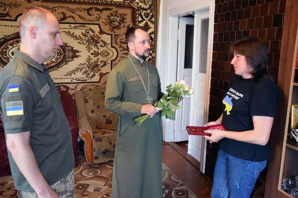 На Волині родинам загиблих прикордонників вручили нагороди (фото)