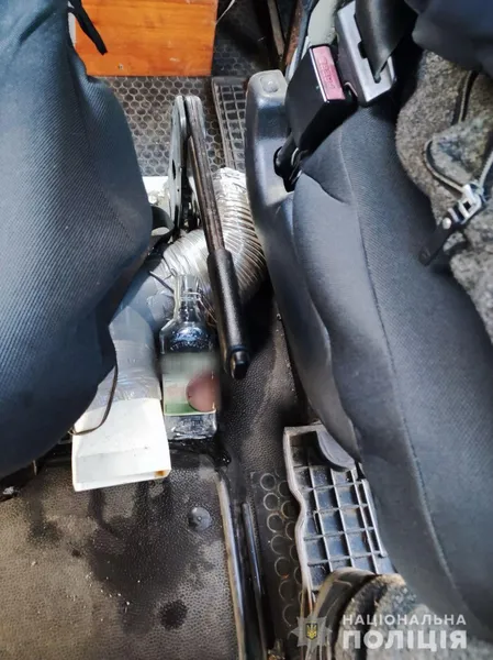 Поліцейські в Устилузі зловили п'яного, як чіп, водія: авто арештували (фото,відео)