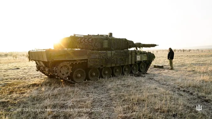 Близько 694 950 окупантів, 9156 танків, 18 063 БпЛА: втрати ворога на 31 жовтня