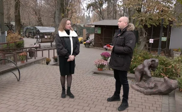 «Вовки виють ще до початку тривоги»: як живе Луцький зоопарк під час війни (відео)