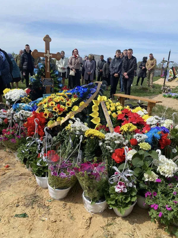 На Волині провели в останню путь морського піхотинця Тараса Головія (фото)