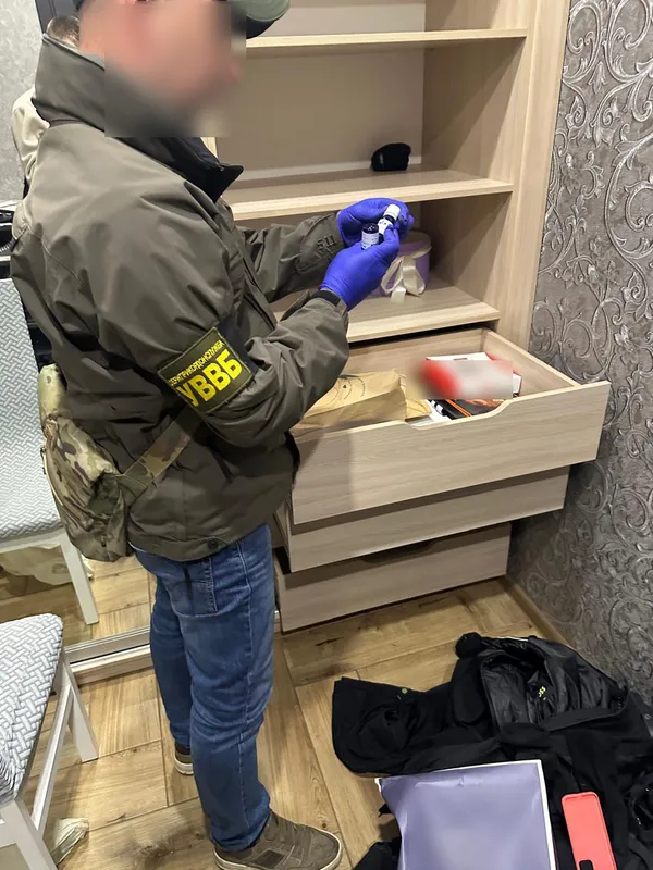 Правоохоронець намагався провезти через «Ягодин» трьох ухилянтів (фото)