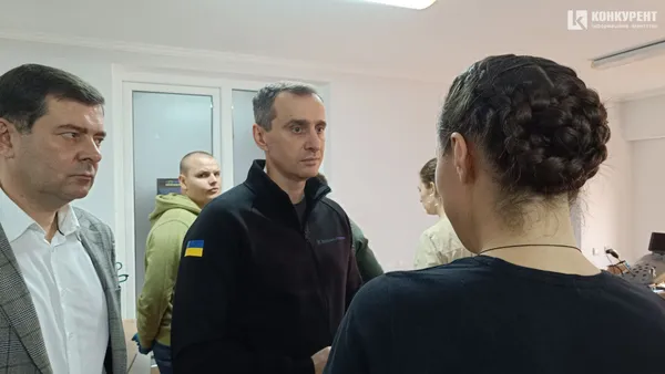 Кишки, щипці і камера: що у Луцьку робив глава МОЗу Ляшко (фото)