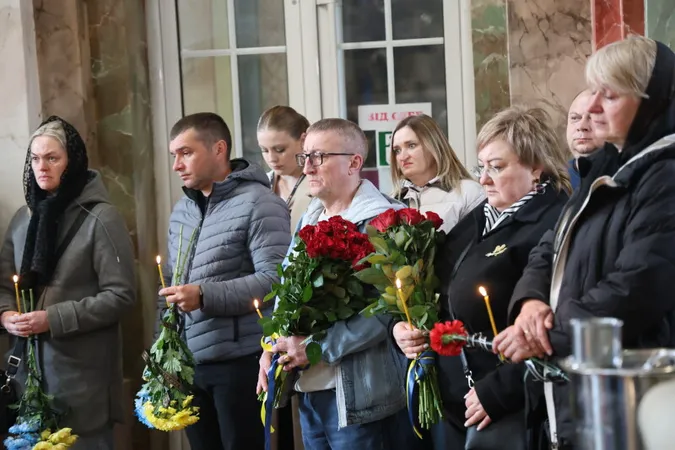 У Луцьку попрощалися з Героєм Артемом Зубком (фото)