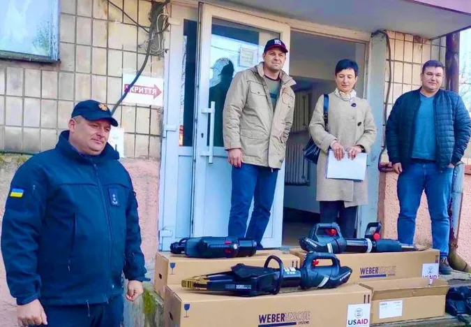 У Луцькому районі добровольці-рятувальники отримали спецобладнання (фото)