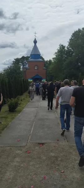 На Волині попрощалися із 21-річним воїном Іллею Кропивою (фото)