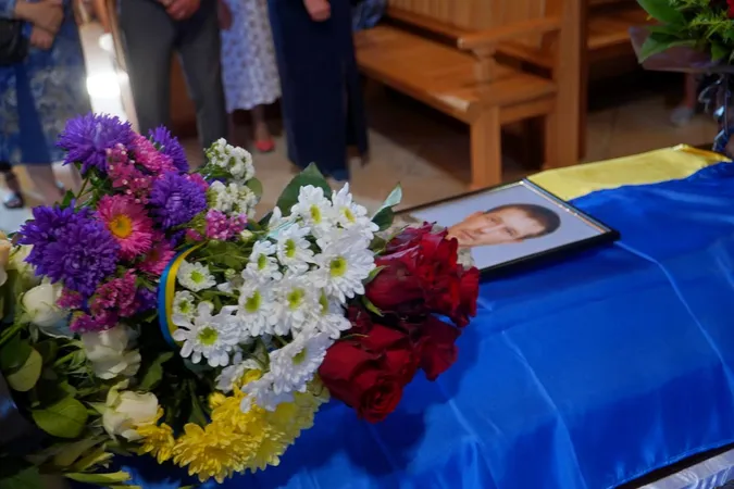 У Володимирі попрощалися із 33-річним воїном Павлом Кущаком (фото)