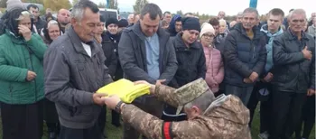 На Волині попрощалися із полеглим захисником Андрієм Смолярем (фото)