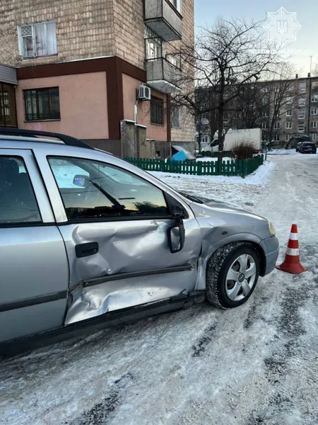 У Луцьку на Відродження зіткнулись Opel та Citroen (фото)