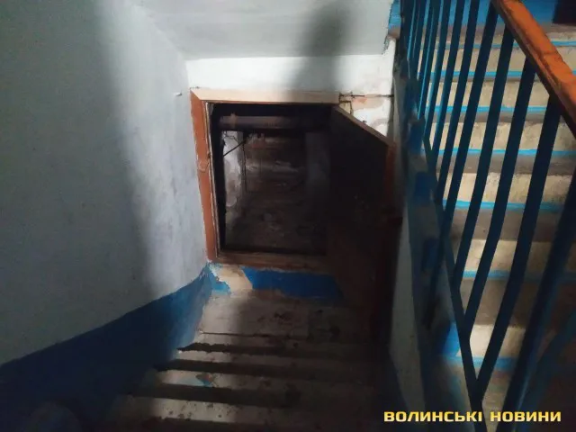 У Луцьку в підвалі багатоповерхівки сталася пожежа: ледь не загинув безхатько