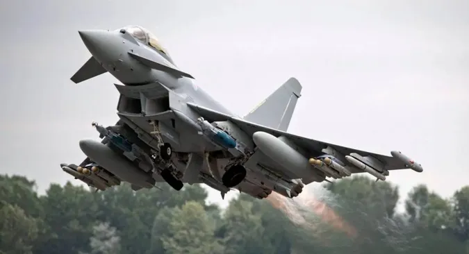 Воллес: Україна отримає винищувачі Typhoon лише після війни