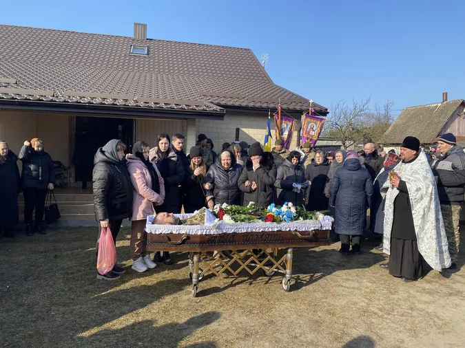 На Рівненщині попрощалися із загиблим волинянином Юрієм Кулішем (фото)