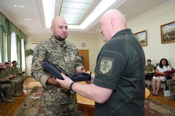 Від кордону до фронту: п'ятеро прикордонників з Волині отримали почесні відзнаки (фото)