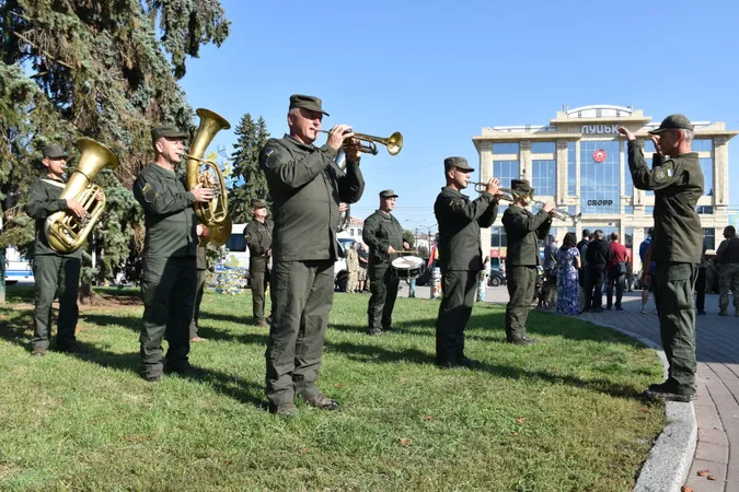 У Луцьку попрощалися із загиблим у Миколаєві Юрієм Петровським (фото)