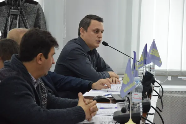 Микола Федік не схвалює забудовників-порушників