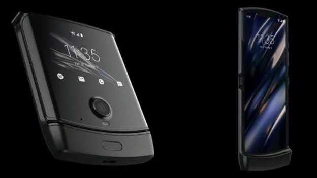 Motorola  представила телефон-жабку, який згинається  (фото, відео)