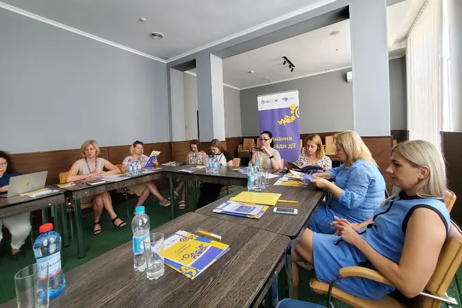 Без місцевих пільг і з обмеженим правом впливати на зміни у громадах: у Луцьку презентували масштабне дослідження щодо життя ВПО