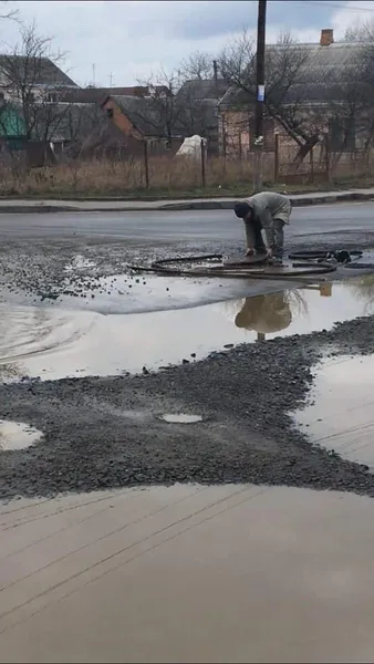 У Луцьку на вулиці Вахтангова незаконно зливали нечистоти