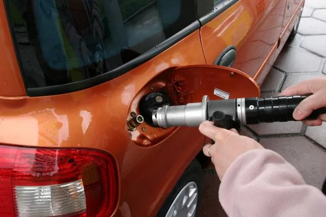 В Україні подорожчає газ для автомобілів