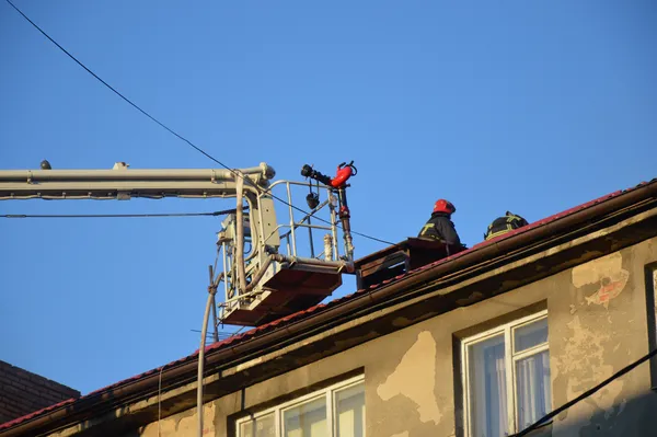 Рятувальники прокоментували пожежу у луцькій п'ятиповерхівці 