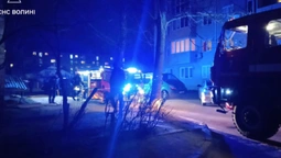 У Володимирі горіла п'ятиповерхівка: мешканців будинку евакуювали (фото)
