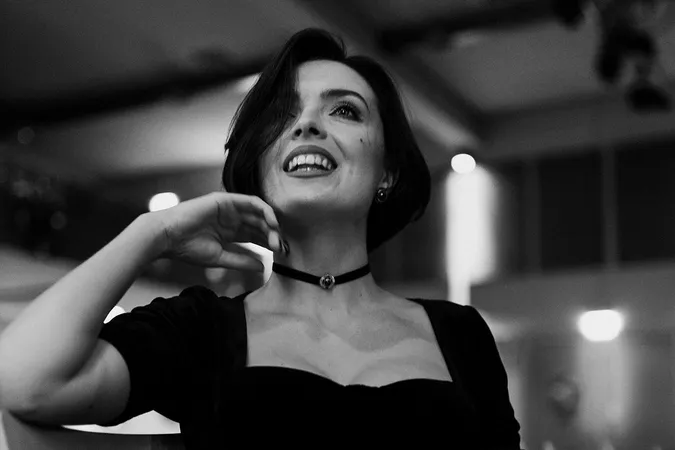 Стиль і блискуча імпровізація: Лєра Мандзюк 7 березня привезе у Луцьк «Культурний стендап»