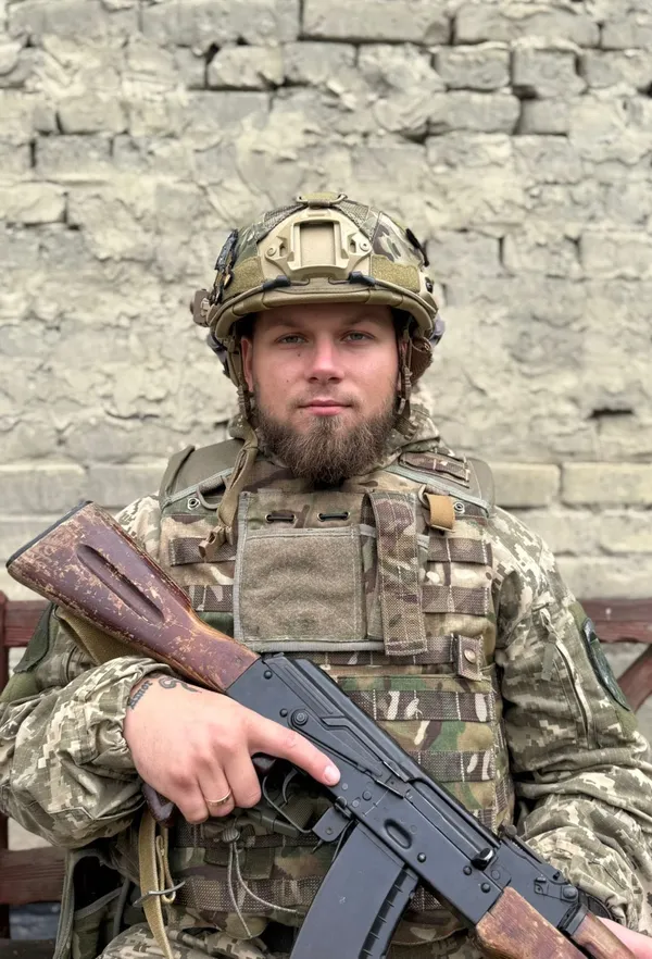 Був журналістом – став командиром штурмового взводу: історія волинянина, який пройшов пекло війни (фото)