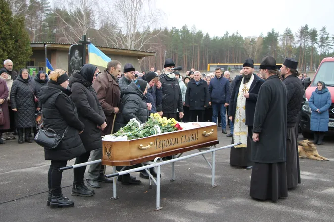 На Волині провели в останню путь воїна Володимира Радчука (фото)